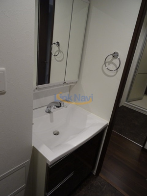 【独立洗面台】 | セレニテ梅田北プレミアム