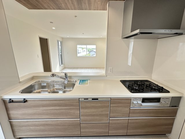 明石市松江 新築戸建1号棟の前面道路含む現地写真|2025年10月24日撮影