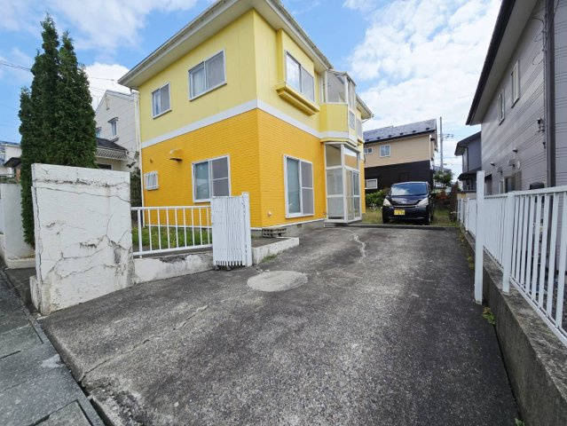 価格変更しました！八戸市大字市川町字桔梗野上　中古住宅の外観