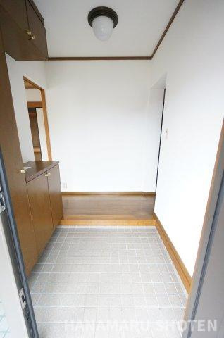 中古　千葉市中央区大巌寺町の玄関|＊当日ご案内可＊ご希望の物件まとめてご案内！弊社が掲載していない物件でもOK♪お気軽にご相談ください ♪お電話でのお問合わせがスムーズ♪