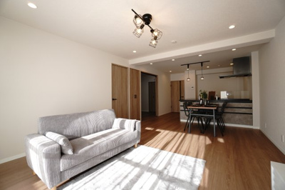 【居間・リビング】 | 【上質リノベ】大州ＣＯ－ＯＰマンション | 室内（2026年1月14日9：00頃）撮影