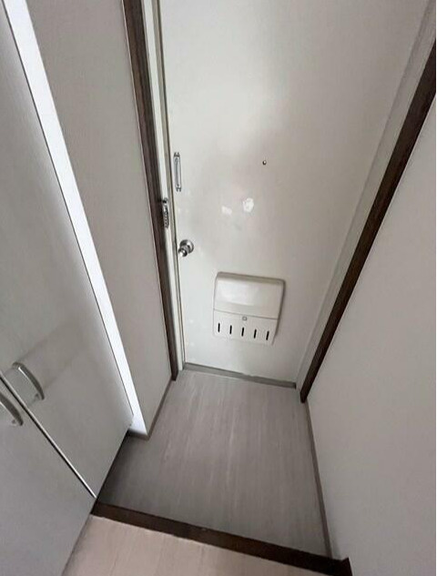 パールシャトー　最上階　両面バルコニー　角部屋　南向きの玄関