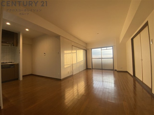 床色が明るい色合いで、とても綺麗です。