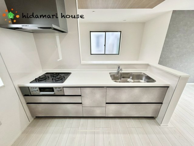 上尾市小泉14期　新築戸建　グラファーレ01のキッチン