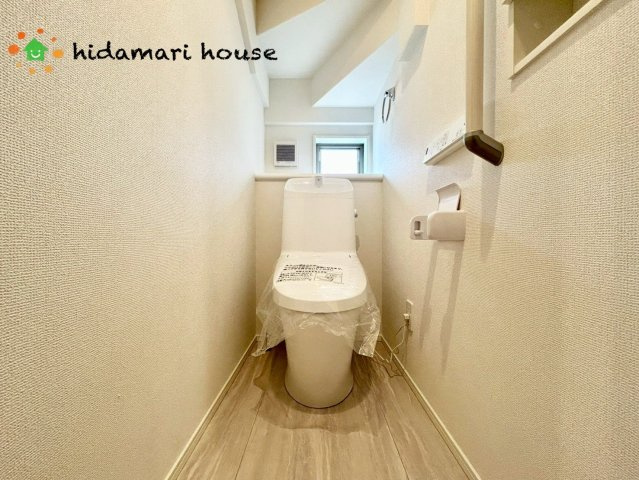 上尾市小泉14期　新築戸建　グラファーレ01のトイレ