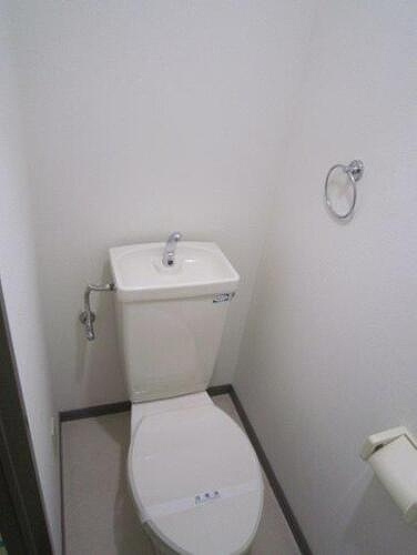 ライオンズマンション明石東二見第２のトイレ|トイレ　※前回募集時／２０２４年５月の写真