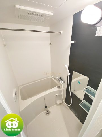 b'CASA深川森下の浴室