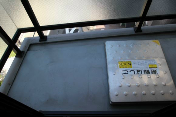 b'CASA深川森下のバルコニー