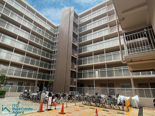 上京ハウス4号棟の駐輪場