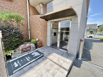 【エントランス】 | プリュクレール