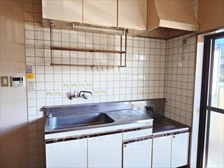 広島市安佐北区口田南７丁目の賃貸マンションのキッチン|改装前（2025年10月下旬）の写真です