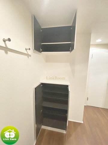 b'CASA 深川森下の玄関|参考写真