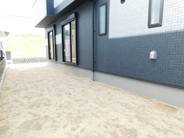 名古屋市中川区下之一色町字松蔭７丁目の新築一戸建の庭|◇庭◇　　ガーデニングなどが楽しめる庭付き♪