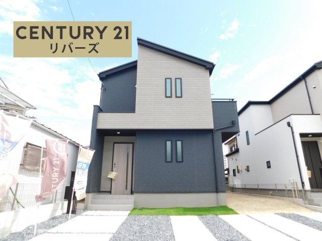 名古屋市中川区下之一色町字松蔭７丁目の新築一戸建の外観|☆１号棟☆　　新価格！！いつでもご案内出来ます♪（お問合せ当日、平日、水曜、夜間もＯＫ）　　敷地４８．３３坪！　駐車並列３台ＯＫ！　南に庭付き！　全居室南向き♪　収納豊富なプラン♪