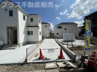 【外観】 | 現地写真。プラス不動産販売なら、現場の全ての棟をまとめてご見学頂けます。