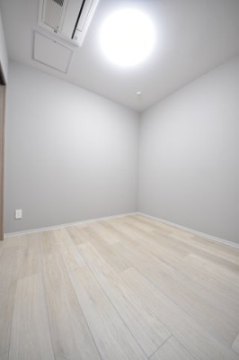 【寝室】 | インプルーブ三宮イースト