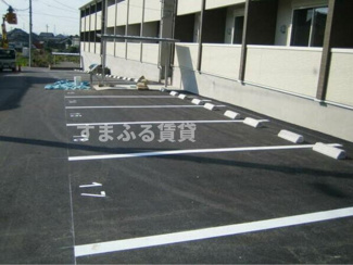 【駐車場】