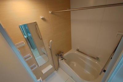 【浴室】 | ライオンズマンション武蔵藤沢 | 追い焚き機能＆浴室暖房乾燥機付き