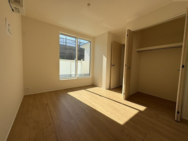 【寝室】 | 福岡市中央区笹丘2丁目1期　3号棟（全5棟）【仲介手数料無料・0円】 | 施工例。施工例は完成時と異なる場合があります。