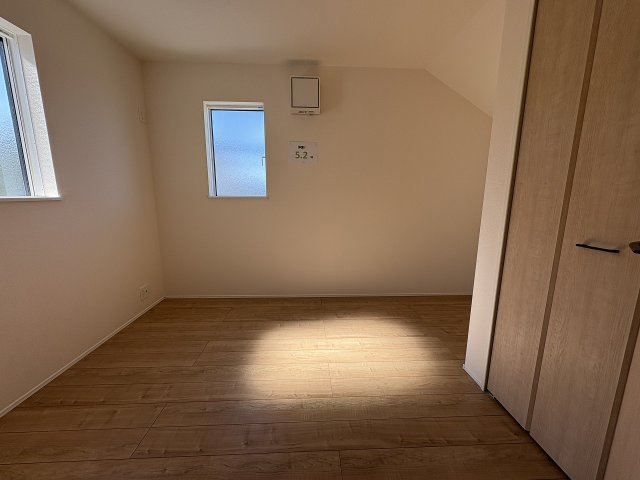 【子供部屋】 | 福岡市中央区笹丘2丁目1期　3号棟（全5棟）【仲介手数料無料・0円】 | 施工例。施工例は完成時と異なる場合があります。