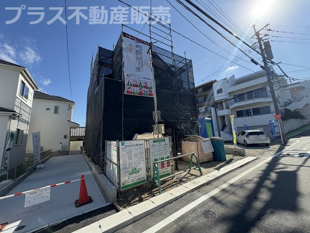 【外観】 | 福岡市中央区笹丘2丁目1期　3号棟（全5棟）【仲介手数料無料・0円】 | 現地写真。プラス不動産販売なら、現場の全ての棟をまとめてご見学頂けます。