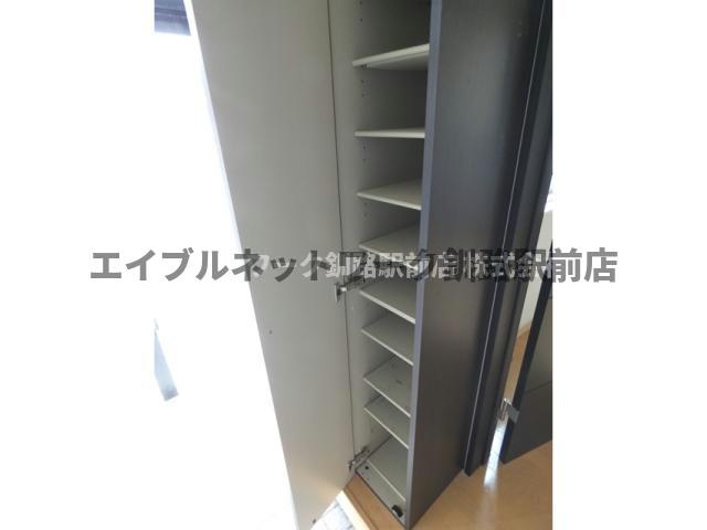 アーバンエステート浪花Ｄの収納