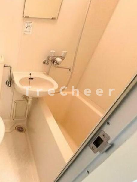 ヴィンテージ北赤羽の浴室