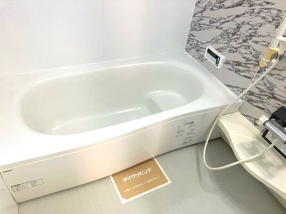 ウィルモアＭ２の浴室