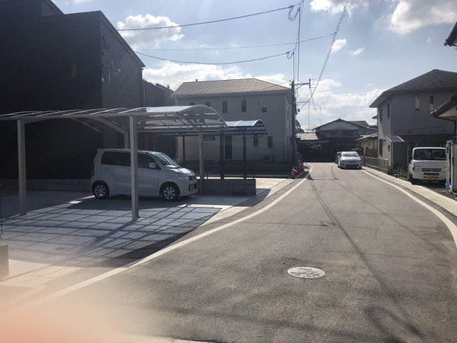 久留米市国分町　売り土地の前面道路含む現地写真