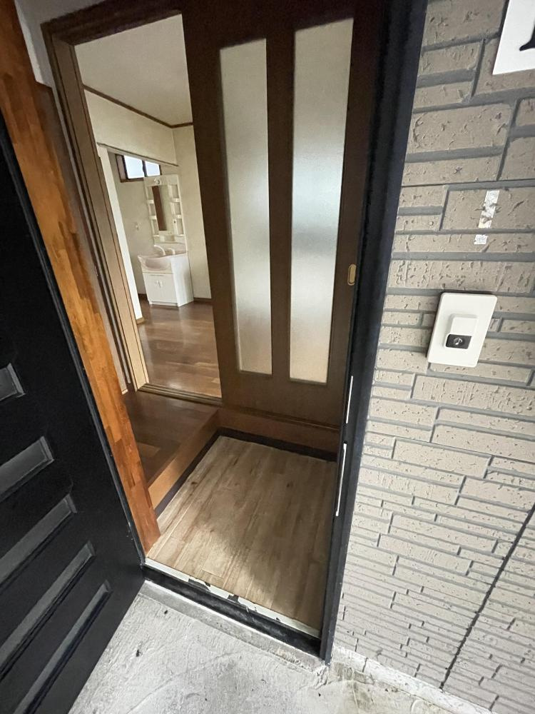 ハイツグレイス(相生)の玄関