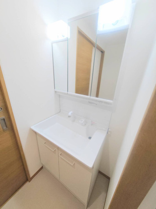 Ｙ’ｓＲH ーＡの駐車場