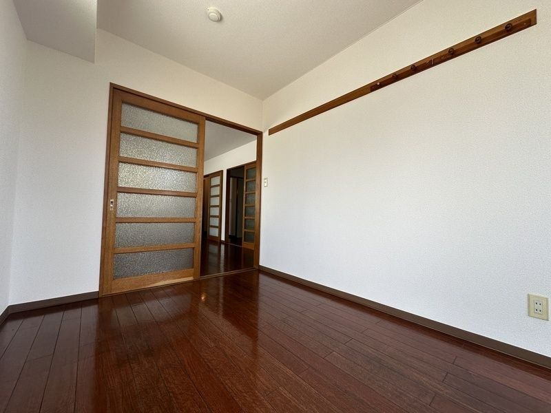 ルースト蕨の居間・リビング