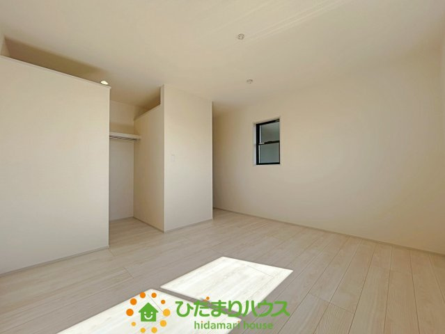 久喜佐間　新築一戸建て　01　リーブルガーデンの収納|こまごまとしたものを収納できそうですね！