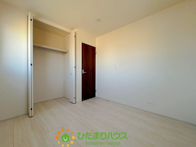 久喜佐間　新築一戸建て　01　リーブルガーデンの収納|たっぷりとした収納スペースです！