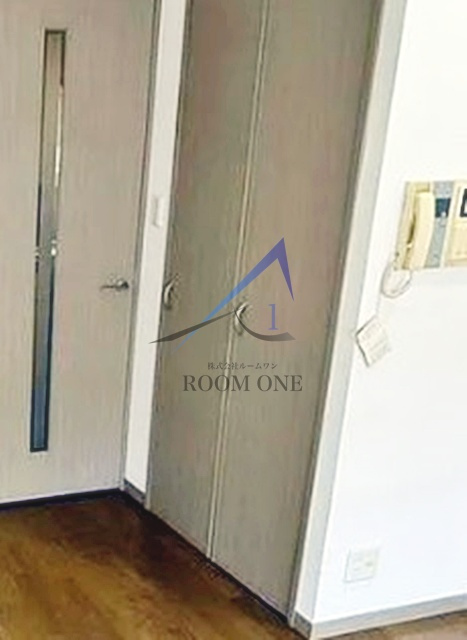 ＦＯＲＴＩＳの内装