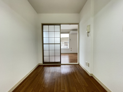 【寝室】 | サニーハウス