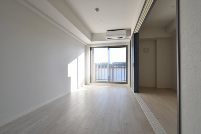 Bris西宮の居間・リビング