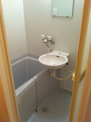 【浴室】 | レオパレスタカオ