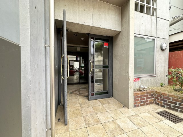 アドレスハリマヤのエントランス