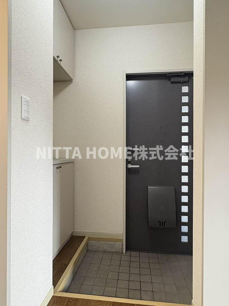 ピュア・コートの玄関|広いスペースの玄関です！