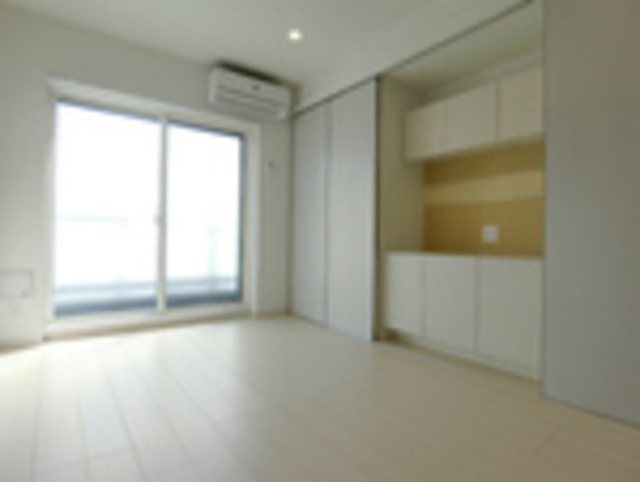 さいたま市大宮区堀の内町１丁目のアパートの居間・リビング|洋室