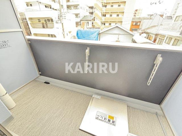 ファーストフィオーレ北大阪リアンのバルコニー