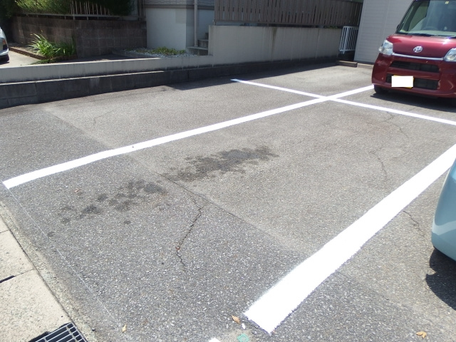 セジュール阿原の駐車場