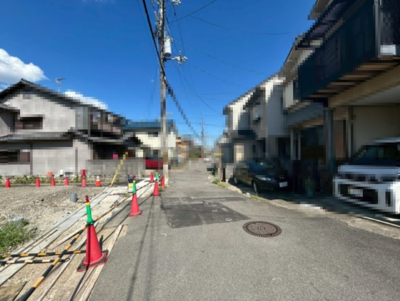 向日市森本町前田の前面道路含む現地写真|お写真で見る印象と現地を見た時の印象は違った印象になります！ぜひ現地へ足を運んでみてください！