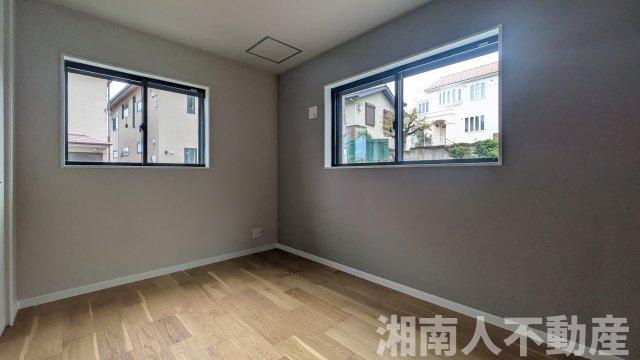 藤沢市片瀬３丁目４－５２新築戸建ての洋室|ゆったりした洋室です