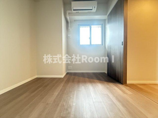 【洋室】 | S-RESIDENCE天満橋ar | コンパクトで使いやすい洋室です