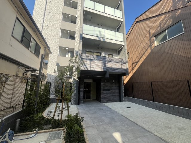 Augusta Residence 新小岩のエントランス