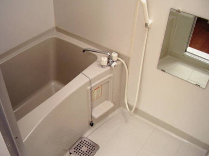 フラッツ西落合の浴室