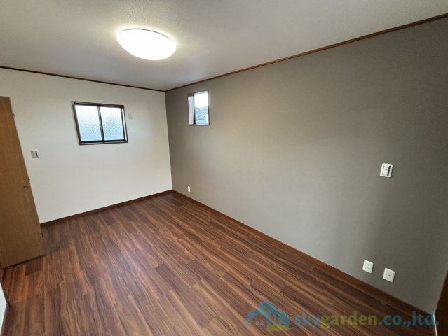 小田原市別堀　中古戸建の洋室