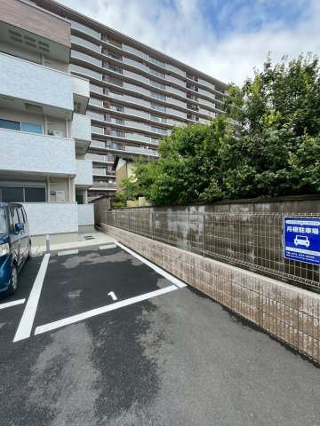 フジパレス堺長曽根町の駐車場